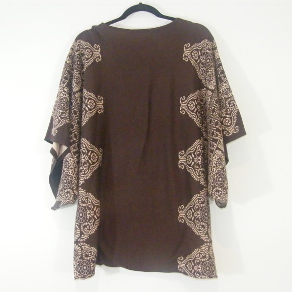 Knitted Poncho - Picture 2 of 2